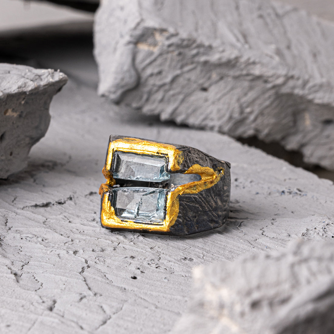 Rock Blue Topaz Stone Silver Ring