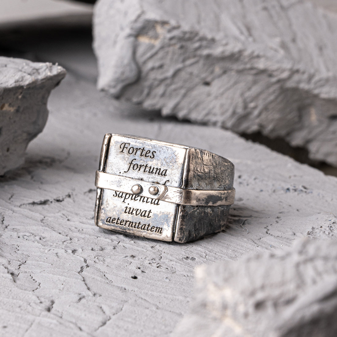 Mul Oxidized Silver Ring