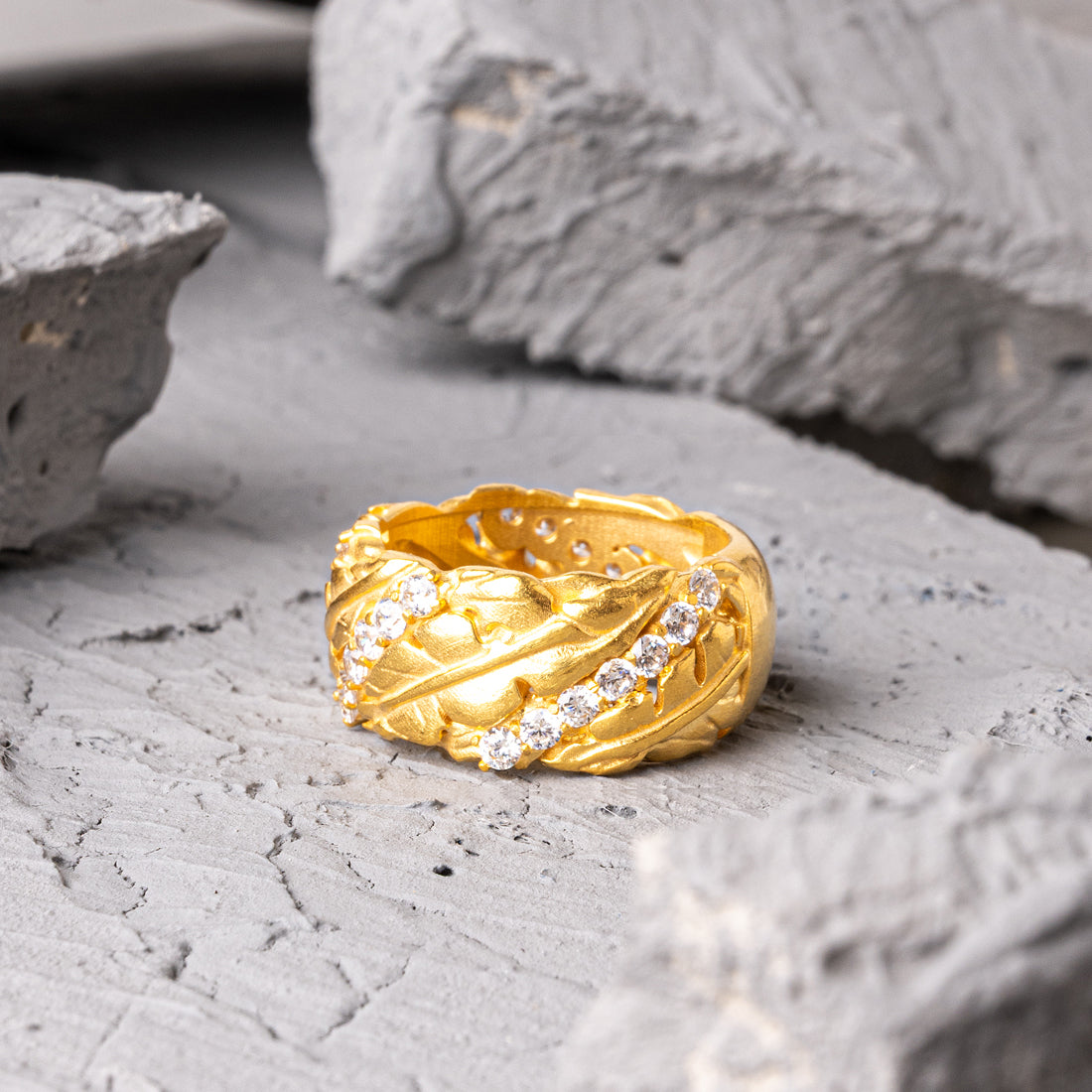 Laurier 18K Gold Plated White Zircon Stone Silver Ring