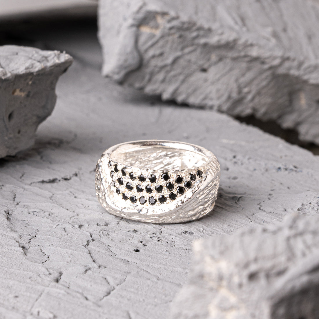 Mood Black Zircon Stone Silver Ring