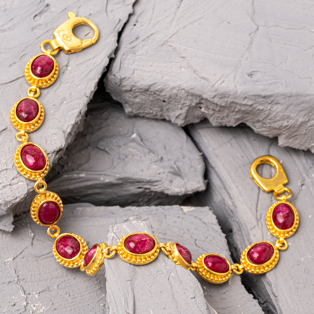 Nelya Silver Bracelet